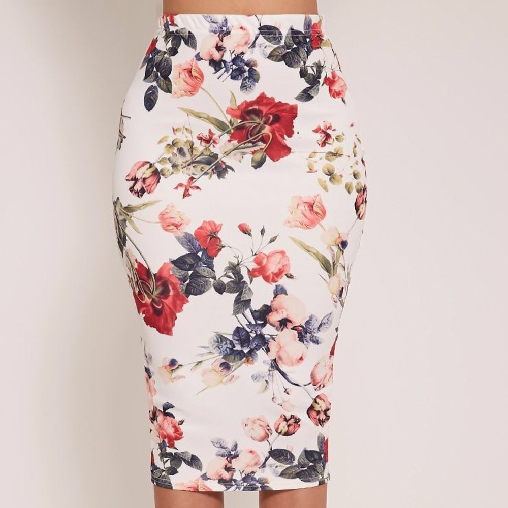 PrettyLittleThing Stretch Floral Pencil Skirt NEW